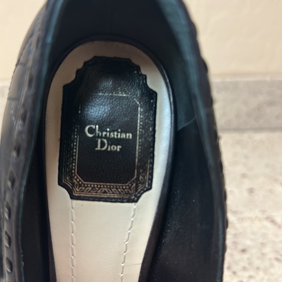 Christian Dior Cannage Pattern Leather Pumps Size 39 Pre-Loved - Picture 3 of 13